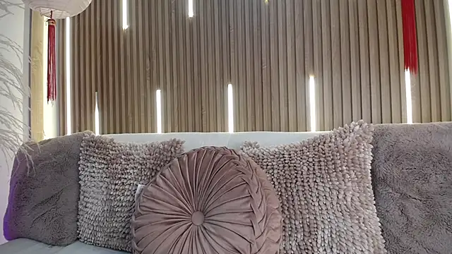 Snapshot of Tayzon_Foxxx chatting on March 11, 8:15 pm Tayzon Foxxx online show from March 11, 8:15 pm