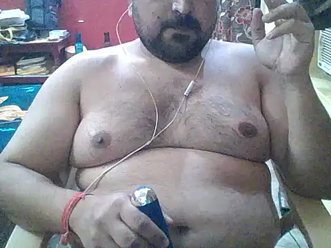 ARYANAVAILABLE online show from October 25, 11:32 pm