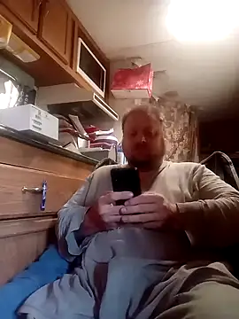 Snapshot of tjmacksjr chatting on January 8, 6:20 pm tjmacksjr online show from January 8, 6:20 pm