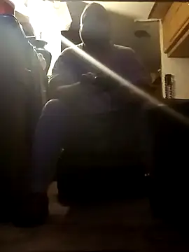 Snapshot of tjmacksjr chatting on December 18, 11:33 pm tjmacksjr online show from December 18, 11:33 pm