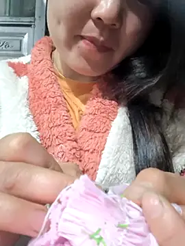 Sweetlove 77 online show from March 10, 1:43 pm