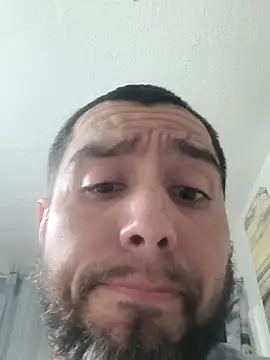 Snapshot of KingTulip111 chatting on November 22, 8:13 am KingTulip111 online show from November 22, 8:13 am