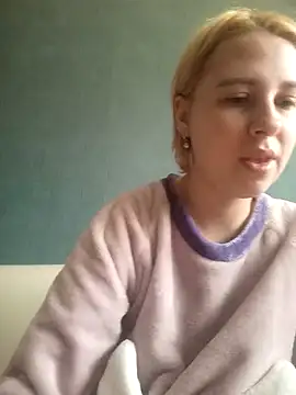 Snapshot of Gussie_Bridie chatting on January 24, 8:55 am Gussie Bridie online show from January 24, 8:55 am