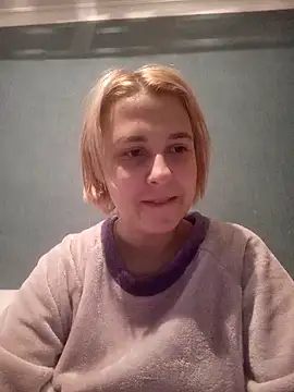 Snapshot of Gussie_Bridie chatting on January 24, 2:08 pm Gussie Bridie online show from January 24, 2:08 pm