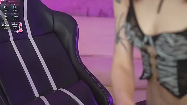 Britney054 online show from February 15, 12:01 pm