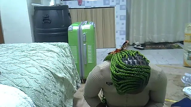 Snapshot of jeyberrie chatting on December 19, 7:54 pm jeyberrie online show from December 19, 7:54 pm