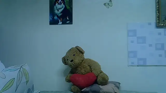 Snapshot of jeyberrie chatting on February 9, 8:57 pm jeyberrie online show from February 9, 8:57 pm