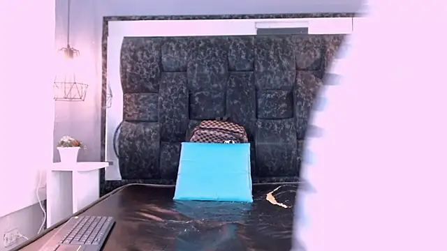 Jose Smoke online show from February 9, 4:25 am