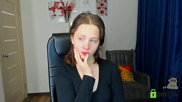 Alina Mills online show from November 20, 9:42 am