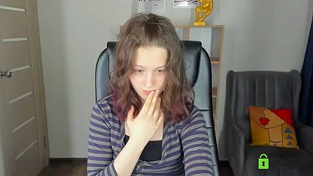 Alina Mills online show from May 16, 6:54 am