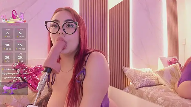 juicy led  online show from February 25, 8:41 pm