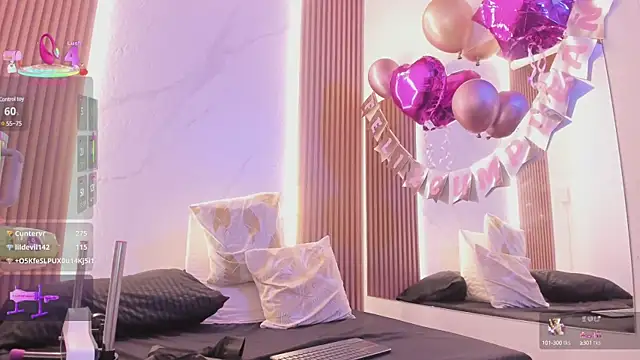 juicy led  online show from March 15, 5:26 pm