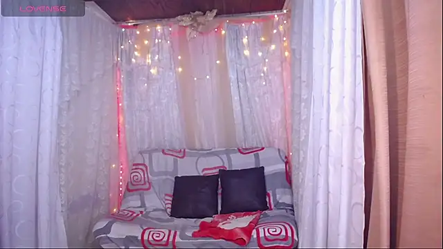 Snapshot of Ana_off_alana chatting on October 13, 11:27 pm Ana off alana online show from October 13, 11:27 pm