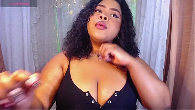 Snapshot of Ana_off_alana chatting on October 14, 11:05 pm Ana off alana online show from October 14, 11:05 pm