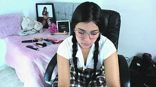 Snapshot of _Vicky_sweet chatting on March 13, 7:17 pm Vicky sweet online show from March 13, 7:17 pm