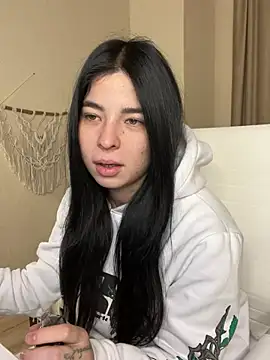 ErikaMoanXXX online show from March 13, 7:09 am