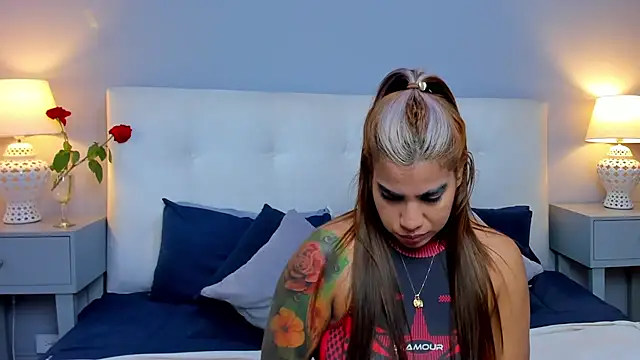 SaraaJhonsonn online show from September 23, 2:53 pm