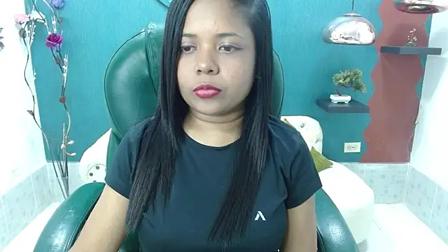 Melikasweetz online show from February 6, 5:51 pm