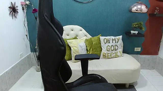 Melikasweetz online show from March 3, 5:18 pm