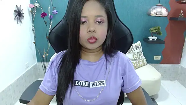 Melikasweetz online show from March 5, 5:29 pm