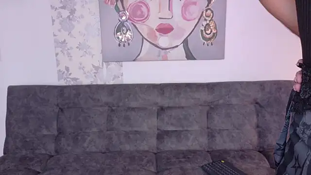 Snapshot of taty_miller chatting on April 24, 8:22 pm taty miller online show from April 24, 8:22 pm