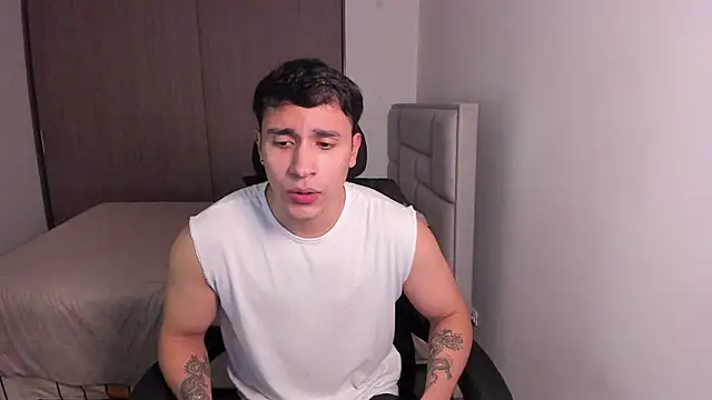 Snapshot of JayMarcos_ chatting on January 5, 2:38 am JayMarcos online show from January 5, 2:38 am