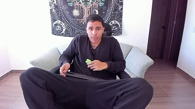 Snapshot of JayMarcos_ chatting on January 18, 7:15 pm JayMarcos online show from January 18, 7:15 pm