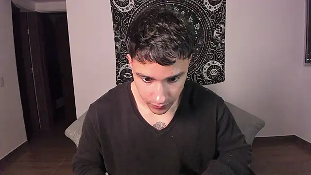 Snapshot of JayMarcos_ chatting on January 19, 1:21 am JayMarcos online show from January 19, 1:21 am