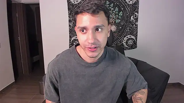 Snapshot of JayMarcos_ chatting on January 23, 1:30 am JayMarcos online show from January 23, 1:30 am