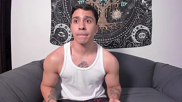 Snapshot of JayMarcos_ chatting on January 28, 1:50 am JayMarcos online show from January 28, 1:50 am