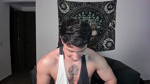 Snapshot of JayMarcos_ chatting on February 15, 4:36 am JayMarcos online show from February 15, 4:36 am