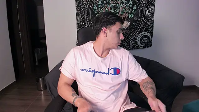 Snapshot of JayMarcos_ chatting on February 18, 4:37 am JayMarcos online show from February 18, 4:37 am