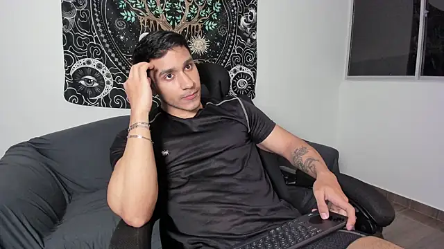 Snapshot of JayMarcos_ chatting on March 17, 2:08 am JayMarcos online show from March 17, 2:08 am