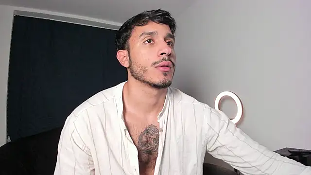 JayMarcos  online show from January 18, 12:14 am