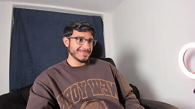 JayMarcos  online show from February 4, 11:20 pm