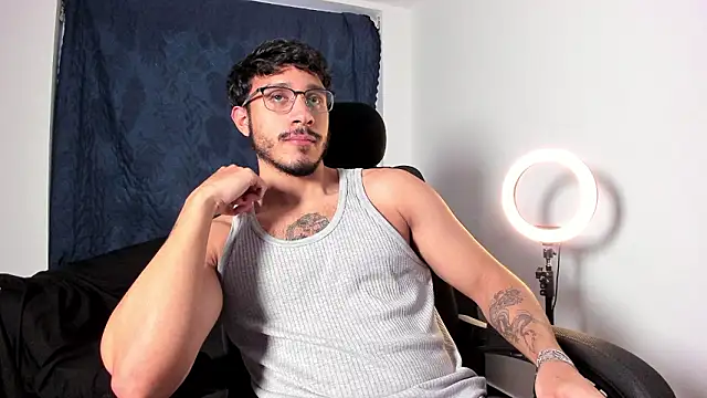 JayMarcos  online show from February 7, 11:08 pm