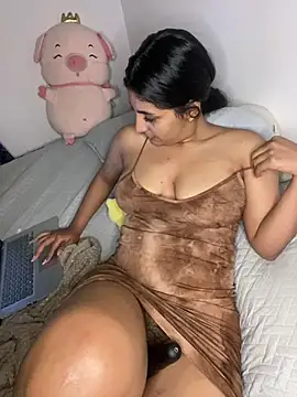 Snapshot of cloe_small chatting on February 23, 11:47 pm cloe small online show from February 23, 11:47 pm