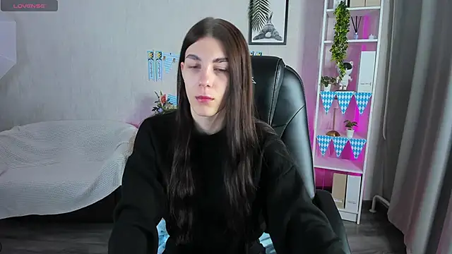 toooyour online show from October 9, 10:08 pm