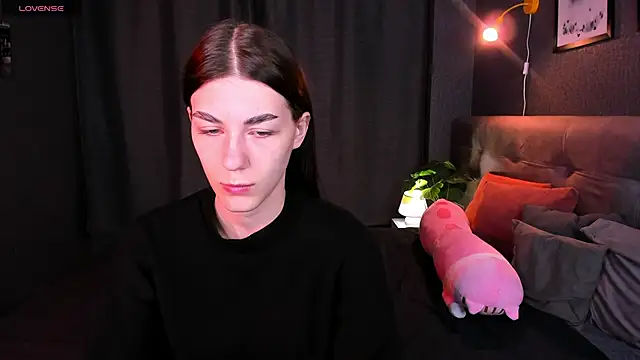 toooyour online show from October 24, 9:55 pm