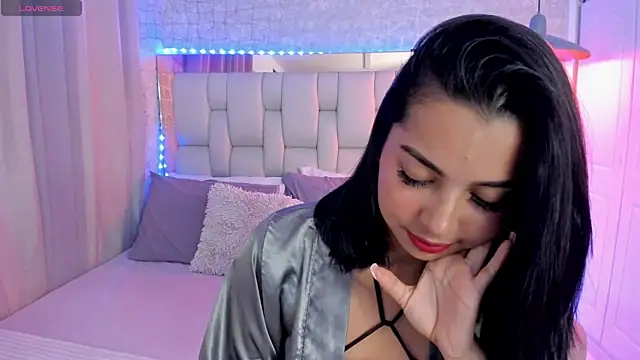 Snapshot of AlexandraaMillerr chatting on February 12, 1:59 pm AlexandraaMillerr online show from February 12, 1:59 pm