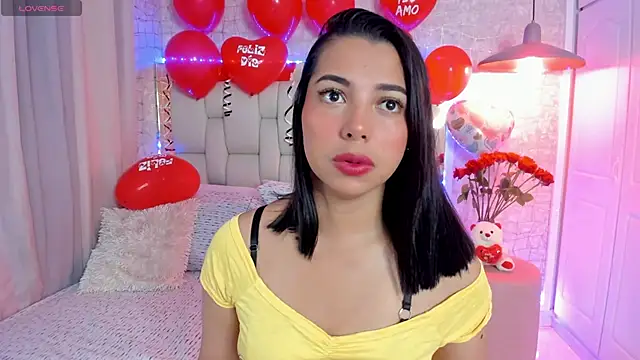 Snapshot of AlexandraaMillerr chatting on February 17, 11:02 am AlexandraaMillerr online show from February 17, 11:02 am