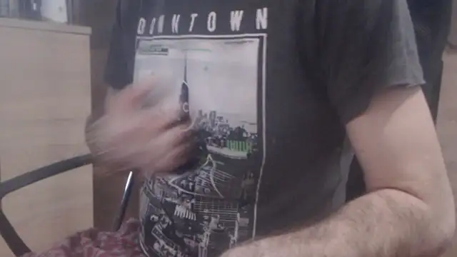 uncutguy01 online show from January 4, 3:39 pm