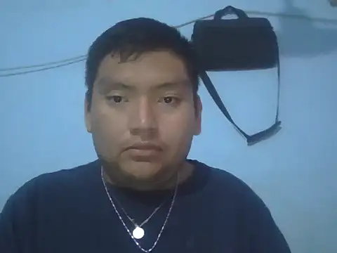 Snapshot of daniel4444Cu chatting on April 21, 4:12 pm daniel4444Cu online show from April 21, 4:12 pm