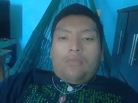 Snapshot of daniel4444Cu chatting on April 27, 6:06 pm daniel4444Cu online show from April 27, 6:06 pm