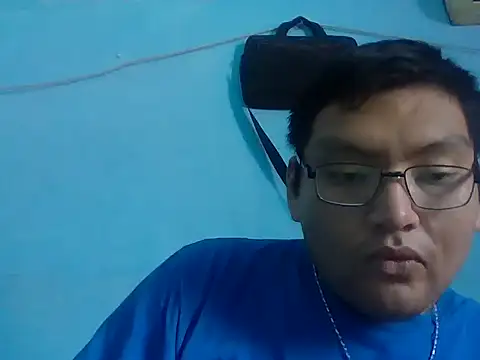 Snapshot of daniel4444Cu chatting on May 4, 4:14 pm daniel4444Cu online show from May 4, 4:14 pm