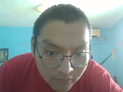 Snapshot of daniel4444Cu chatting on May 24, 7:30 pm daniel4444Cu online show from May 24, 7:30 pm