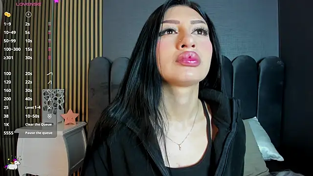 Nicolette ks  online show from February 13, 4:19 am