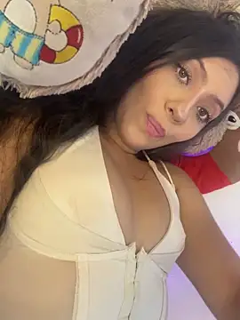 Snapshot of Rou_11 chatting on March 12, 4:18 am Rou 11 online show from March 12, 4:18 am