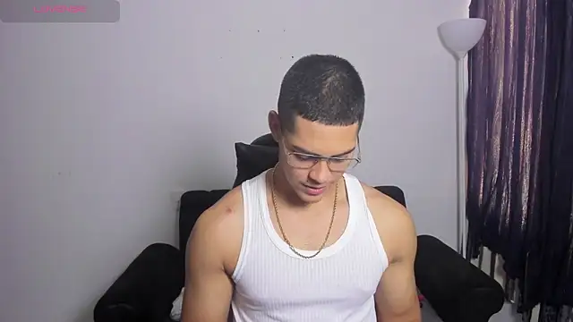 Iamdylan777 online show from March 2, 12:34 pm