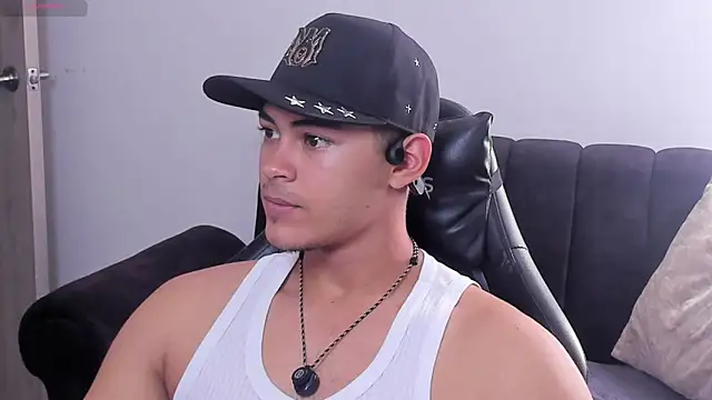 Iamdylan777 online show from March 22, 2:31 pm